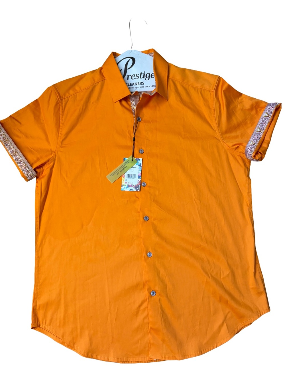 Robert Graham Mercari Orange Short Sleeve Button-Up Shirt NWT Men’s Medium
